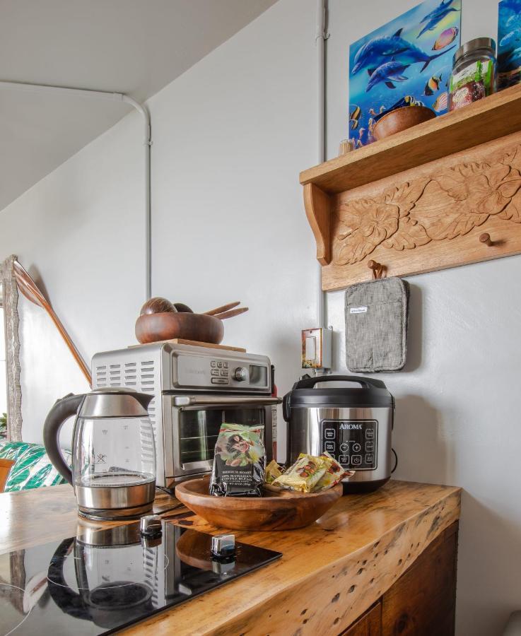 Breezy Beachfront Bali-Style Haven 180 Degree Oceanview Hau'ula 외부 사진